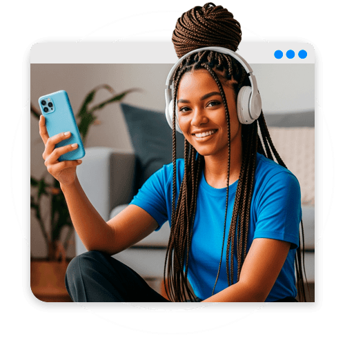 Mulher sorrindo com fones de ouvido